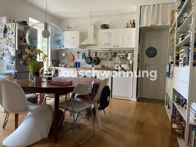 Tauschwohnung: Wunderschöne, helle 2,5 Zi.-Whg. in Mitte gegen mind.3 Zi. — photo 1